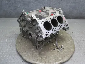 06M103023DD PORSCHE Engine Motor Block Panamera