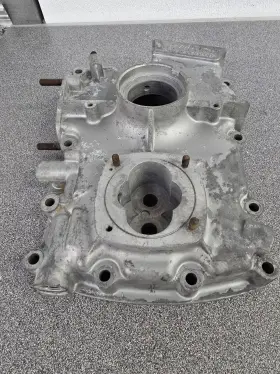 61610130101 PORSCHE Engine Block Third Member 1600S #2