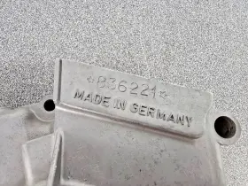 61610191100 PORSCHE Engine Block Third Member #3