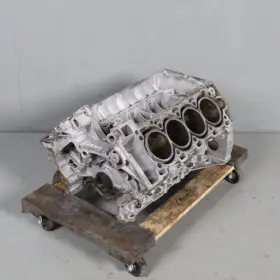 LR106460 RANGE ROVER Supercharged Engine Cylinder Block