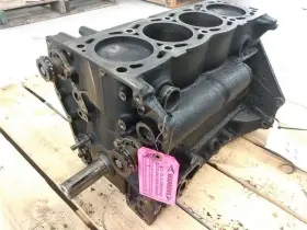 302-58856 SAAB Wagon Engine Block Aero #2