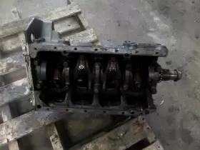 7516834 SAAB Engine Block Turbo 900 #2