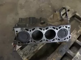 7516834 SAAB Engine Block Turbo 900