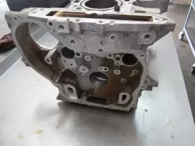 12634055 SATURN Engine Cylinder Block Aura #2