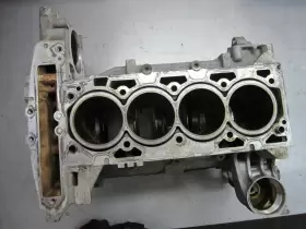 12634055 SATURN Engine Cylinder Block Aura
