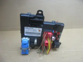 20793571 SATURN Body Control Module Interior Cabin Fuse Box
