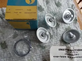 1562877 STUDEBAKER Anchor Seal Expansion Plugs Nos