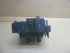 25820410 SUZUKI Engine Fuse Box Relay Junction Block Panel #3
