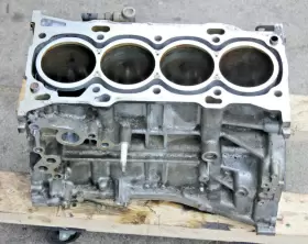 11420-0V020 TOYOTA Engine Cylinder Block CR1 Scion #2