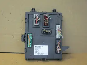 12193892 TOYOTA Interior Cabin Fuse Box Relay Junction Block