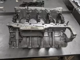 302-50196B TOYOTA Engine Cylinder Block Tundra #2