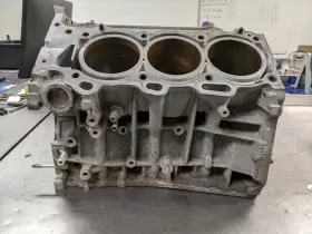 302-59197 TOYOTA Engine Cylinder Block Highlander #3