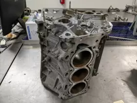 302-59197 TOYOTA Engine Cylinder Block Highlander