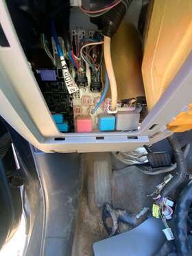 8273042050 TOYOTA Interior Cabin Fuse Box Relay Junction RAV4