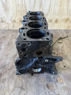 JT2BG12K2T0 TOYOTA Rebuildable Engine Block #3