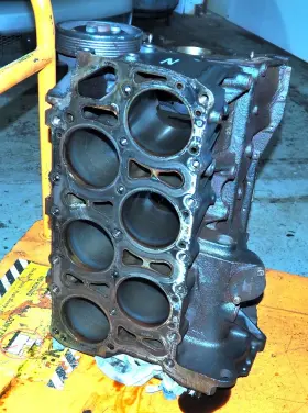 022103101 VOLKSWAGEN Euroval Bdf Axk Engine Block Mains Golf