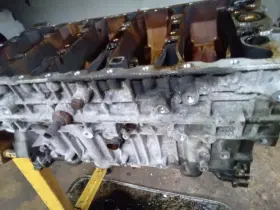 1001844 VOLVO Engine Block S60 C70 Turbo #2
