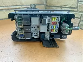 30797010 VOLVO Hood Fuse Relay Box XC70 #3