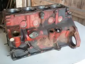 890703 VOLVO Engine Block B230