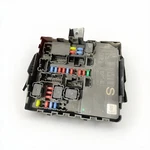 11-13 Infiniti Qx56 Fuse Relay Box Integrated Power Module Ipdm Oem 284b7 1la0a. Fixed Price $85.00.