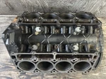 2006 Chrysler 300 Genuine Oem 5.7l Hemi Engine Bare Block *good* Factory Spec. Fixed Price $775.00.